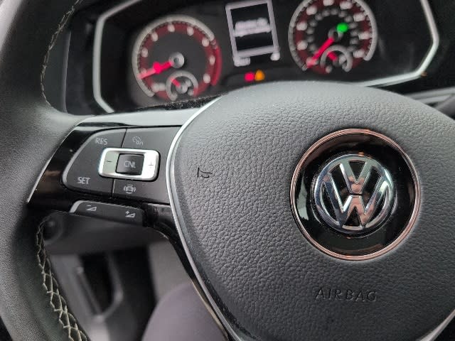 Thumbnail: 2021 Volkswagen Jetta - 15