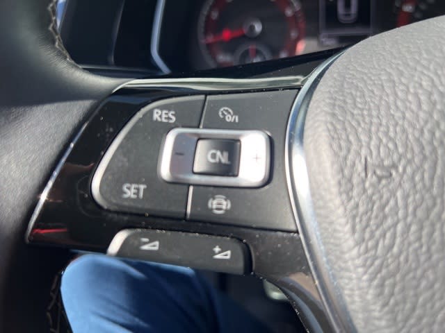 Thumbnail: 2021 Volkswagen Jetta - 16