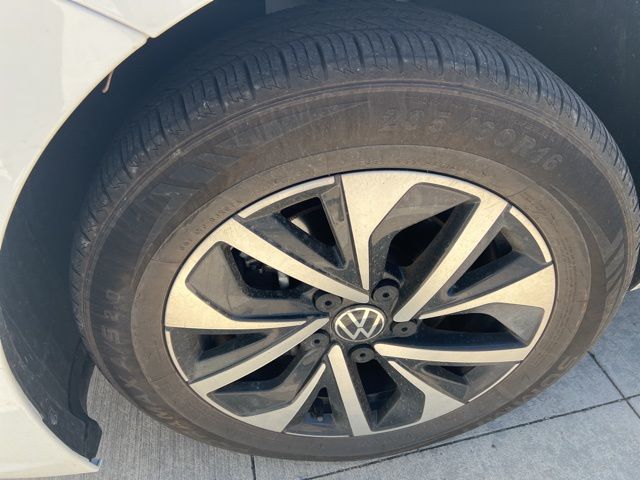 Thumbnail: 2022 Volkswagen Jetta - 6