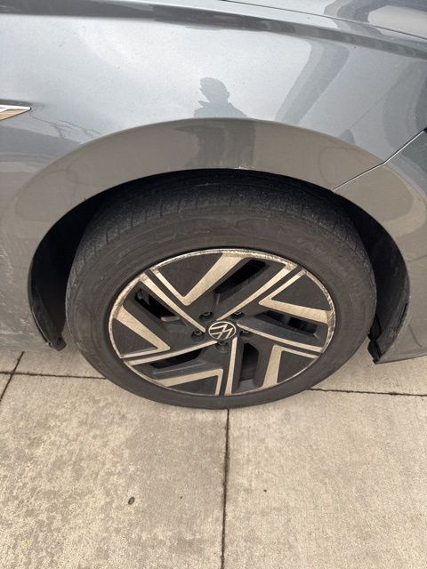 Thumbnail: 2022 Volkswagen Jetta - 5