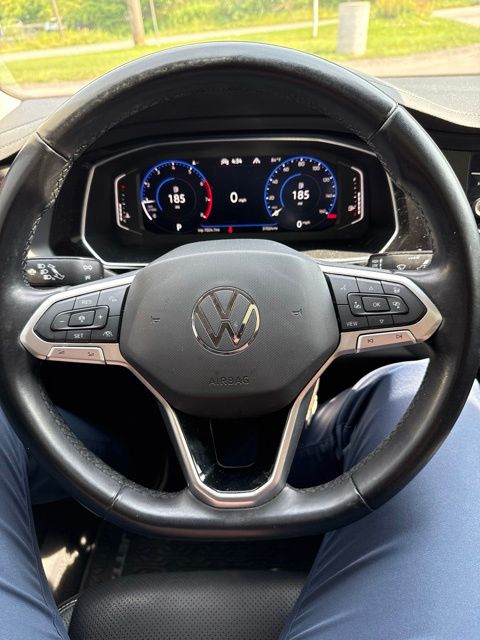 Thumbnail: 2023 Volkswagen Jetta - 2
