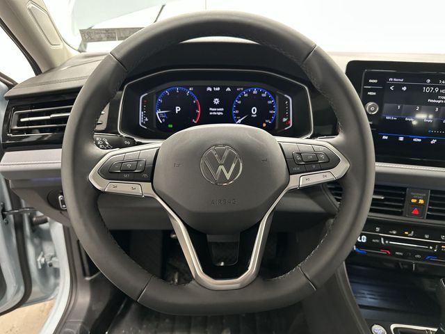 Thumbnail: 2026 Volkswagen Jetta - 2