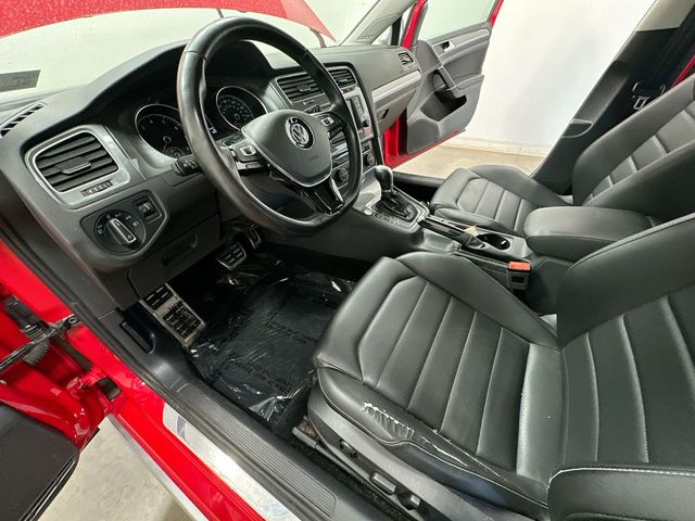 Thumbnail: 2017 Volkswagen Golf - 12