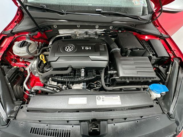 Thumbnail: 2017 Volkswagen Golf - 9