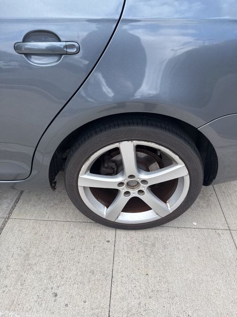 Thumbnail: 2012 Volkswagen Jetta - 9