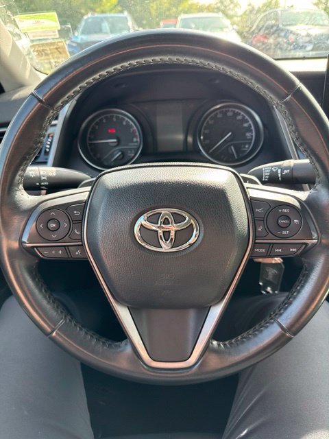 Thumbnail: 2021 Toyota Camry - 16
