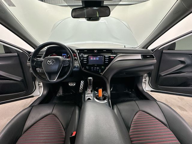 Thumbnail: 2020 Toyota Camry - 10