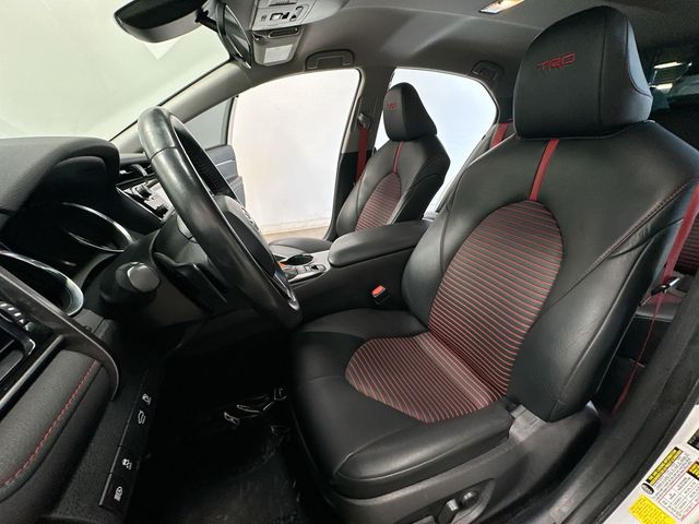 Thumbnail: 2020 Toyota Camry - 12