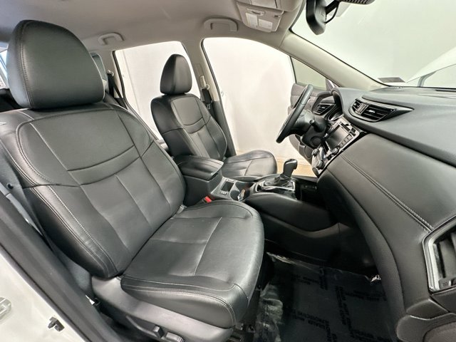 Thumbnail: 2019 Nissan Rogue - 27