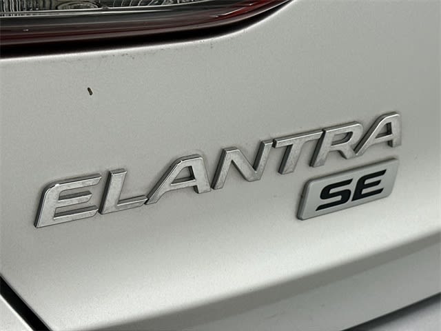 Thumbnail: 2018 Hyundai Elantra - 28
