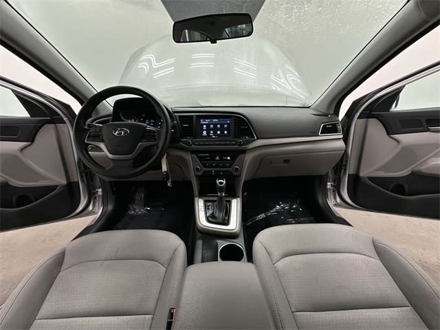 Thumbnail: 2018 Hyundai Elantra - 10