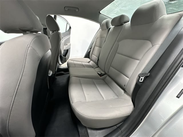Thumbnail: 2018 Hyundai Elantra - 13
