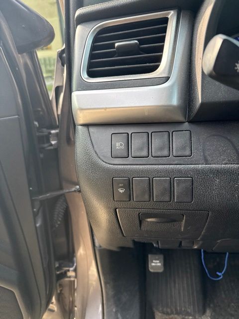 Thumbnail: 2019 Toyota Highlander - 18