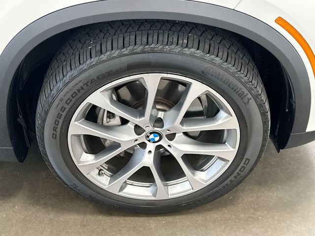 Thumbnail: 2025 BMW X5 - 8
