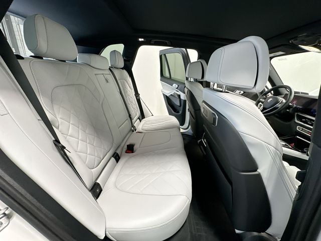 Thumbnail: 2025 BMW X5 - 31