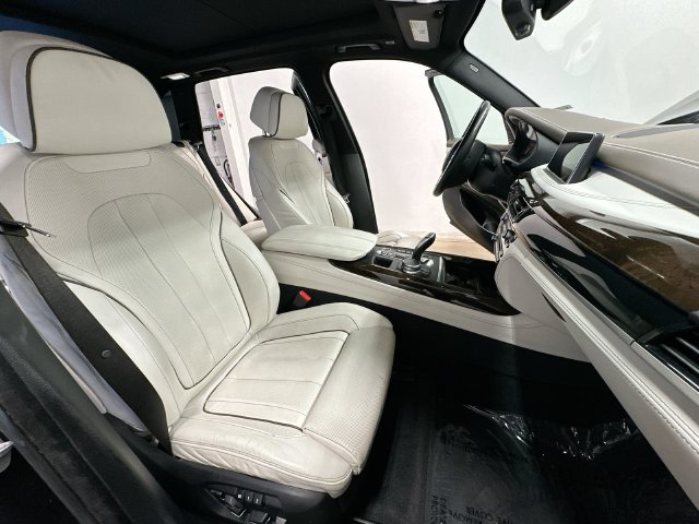 Thumbnail: 2017 BMW X5 - 28