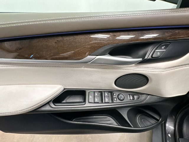 Thumbnail: 2017 BMW X5 - 27