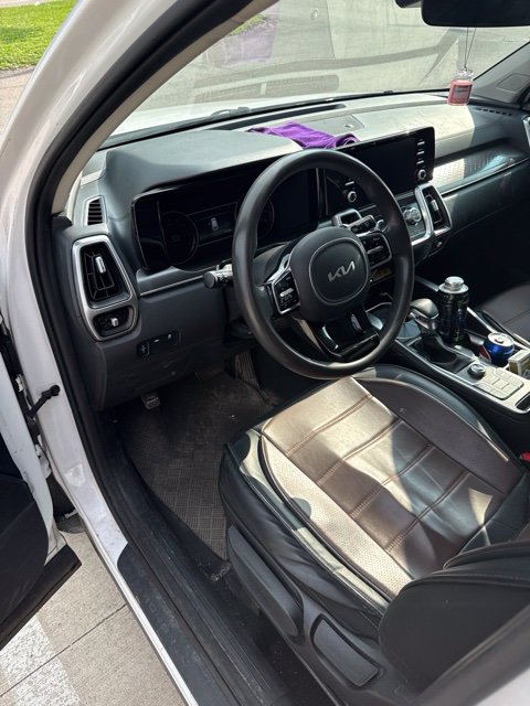 Thumbnail: 2022 Kia Sorento - 11