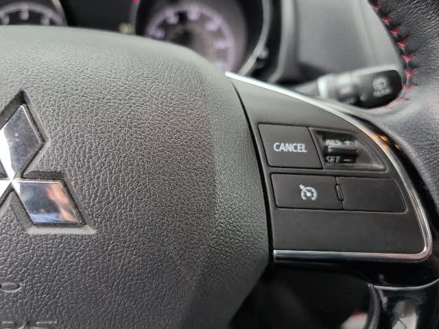 2017 Mitsubishi Outlander Sport LE 19