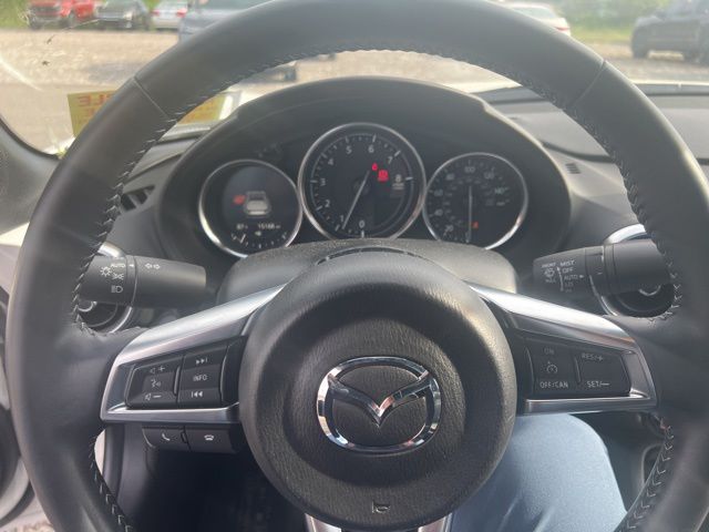 Thumbnail: 2021 Mazda MX-5 Miata - 2