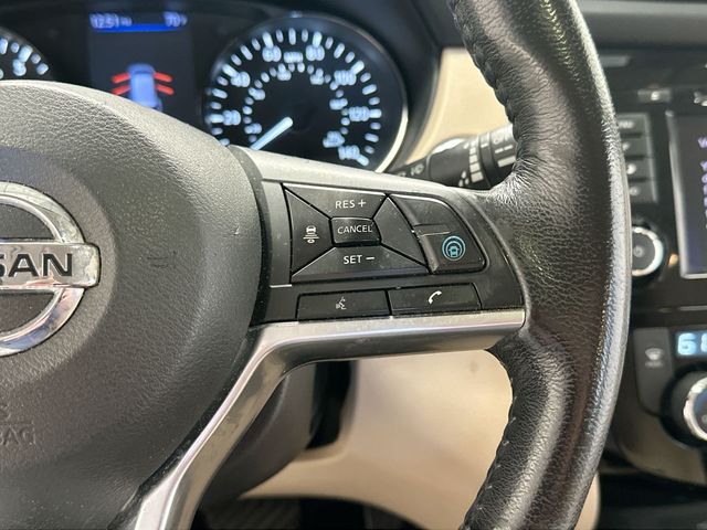 Thumbnail: 2018 Nissan Rogue - 20