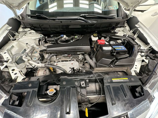 Thumbnail: 2018 Nissan Rogue - 9