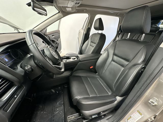 Thumbnail: 2021 Nissan Rogue - 11