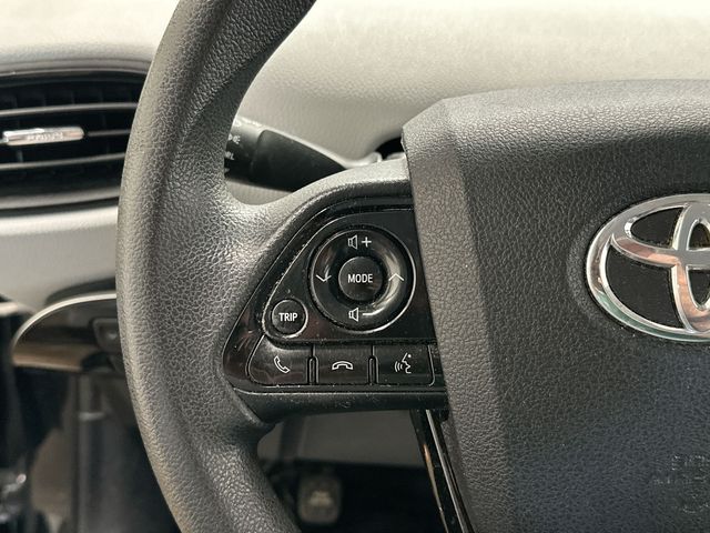 Thumbnail: 2020 Toyota Prius - 21