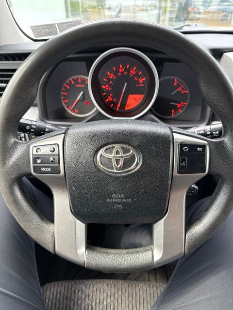 Thumbnail: 2013 Toyota 4Runner - 6