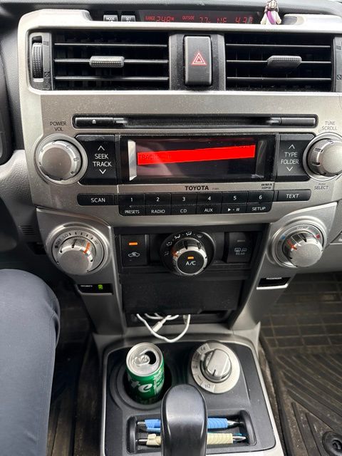 Thumbnail: 2013 Toyota 4Runner - 19