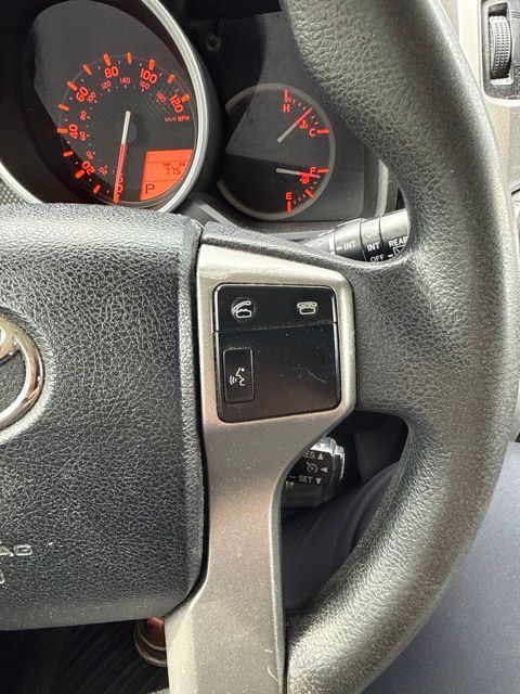 Thumbnail: 2013 Toyota 4Runner - 15