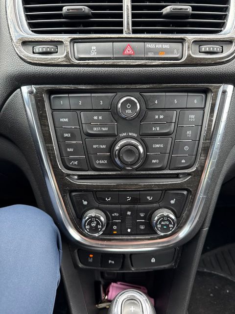Thumbnail: 2014 Buick Encore - 21