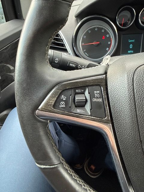 Thumbnail: 2014 Buick Encore - 18