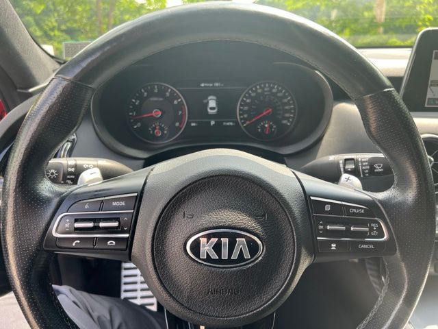 Thumbnail: 2018 Kia Stinger - 2