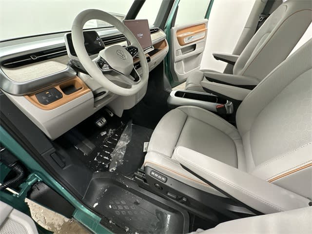 Thumbnail: 2025 Volkswagen ID.Buzz - 9