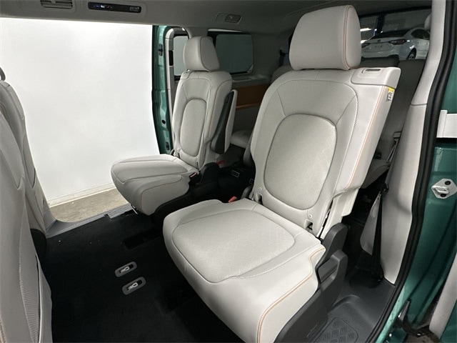 Thumbnail: 2025 Volkswagen ID.Buzz - 11