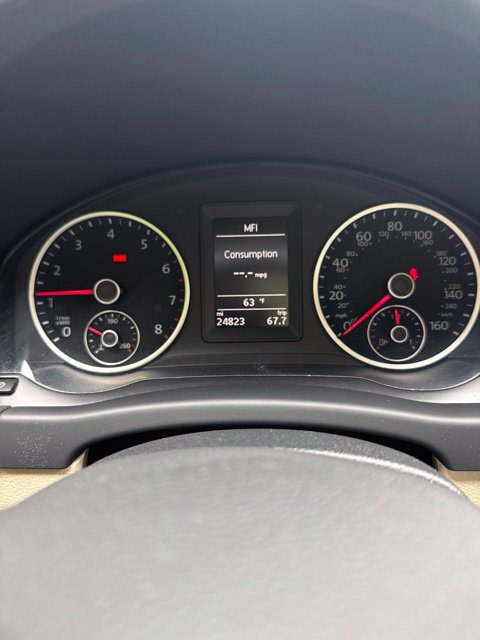 Thumbnail: 2017 Volkswagen Tiguan - 10