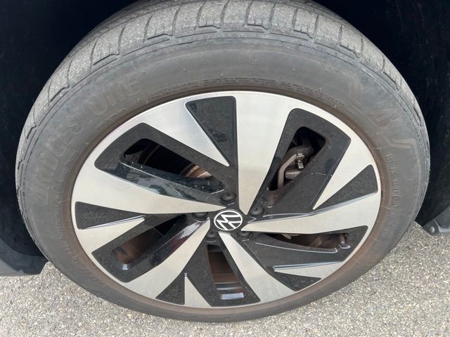 Thumbnail: 2022 Volkswagen ID.4 - 6