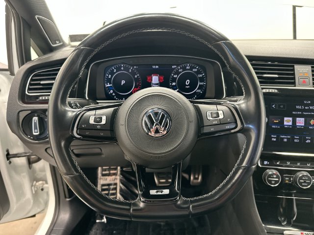 Thumbnail: 2019 Volkswagen Golf - 2