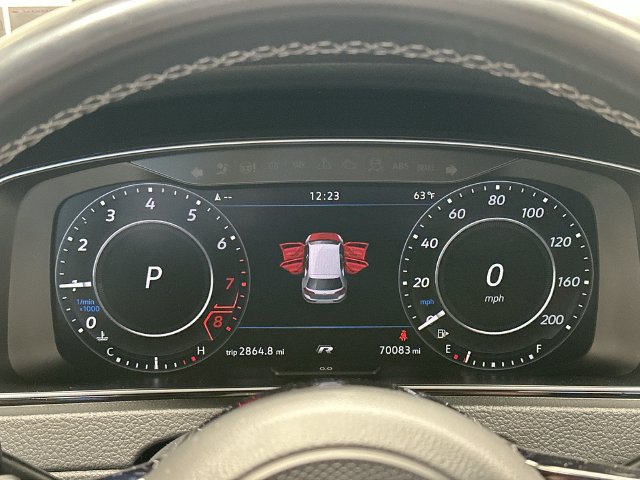 Thumbnail: 2019 Volkswagen Golf - 16