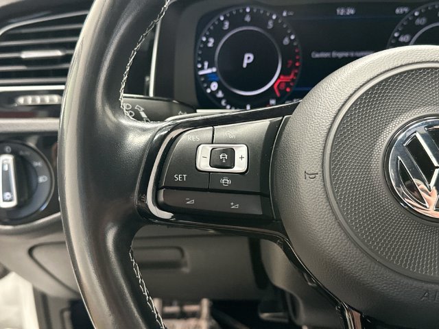 Thumbnail: 2019 Volkswagen Golf - 19