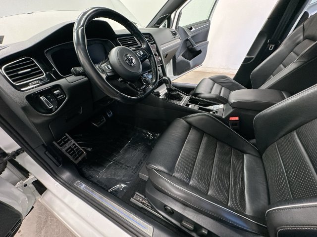 Thumbnail: 2019 Volkswagen Golf - 11