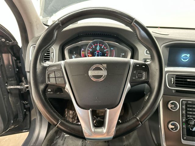 Thumbnail: 2015 Volvo S60 - 2