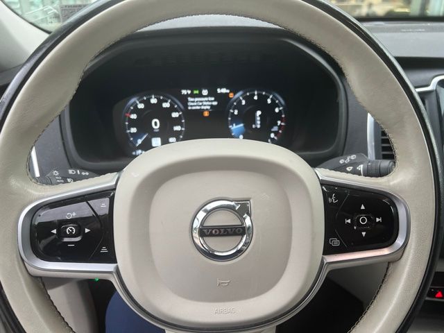Thumbnail: 2020 Volvo XC90 - 19