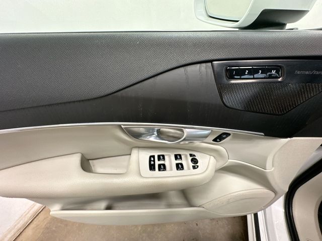 Thumbnail: 2020 Volvo XC90 - 26