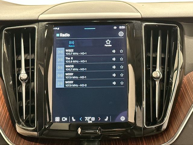 Thumbnail: 2023 Volvo XC60 - 14