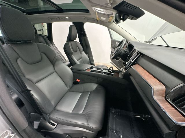 Thumbnail: 2023 Volvo XC60 - 27