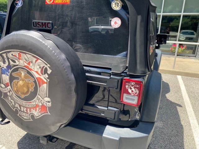 Thumbnail: 2016 Jeep Wrangler - 19
