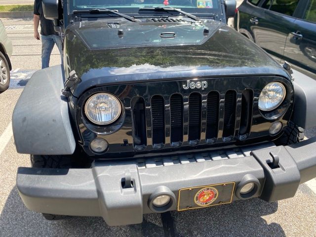 Thumbnail: 2016 Jeep Wrangler - 8