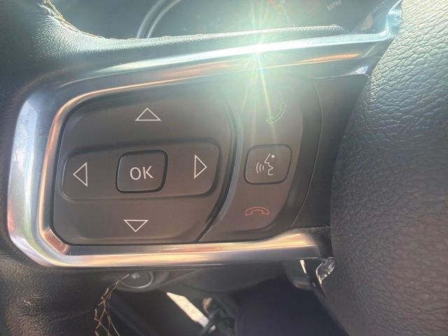 Thumbnail: 2019 Jeep Wrangler - 24